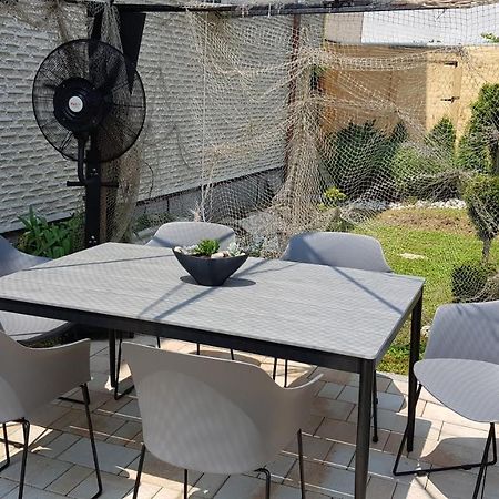 Apartment Plaza ----Wallbox 11Kw 16A ----- Private Spa- Jacuzzi, Infrared Sauna, Luxury Massage Chair, Parking, Entry With Pin 0 - 24H, Free Cancellation 24 Hours Before Check In Slavonski Brod Zewnętrze zdjęcie