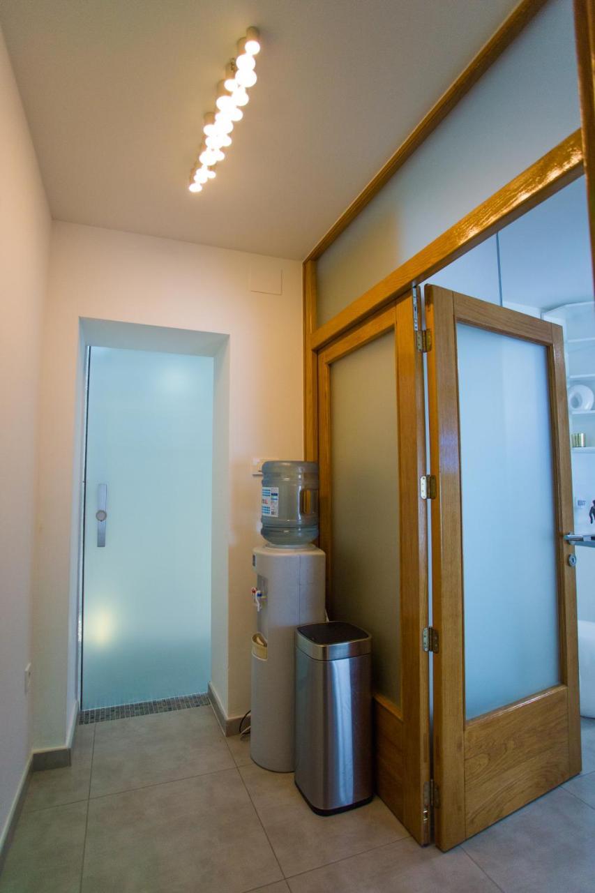 Apartment Plaza ----Wallbox 11Kw 16A ----- Private Spa- Jacuzzi, Infrared Sauna, Luxury Massage Chair, Parking, Entry With Pin 0 - 24H, Free Cancellation 24 Hours Before Check In Slavonski Brod Zewnętrze zdjęcie