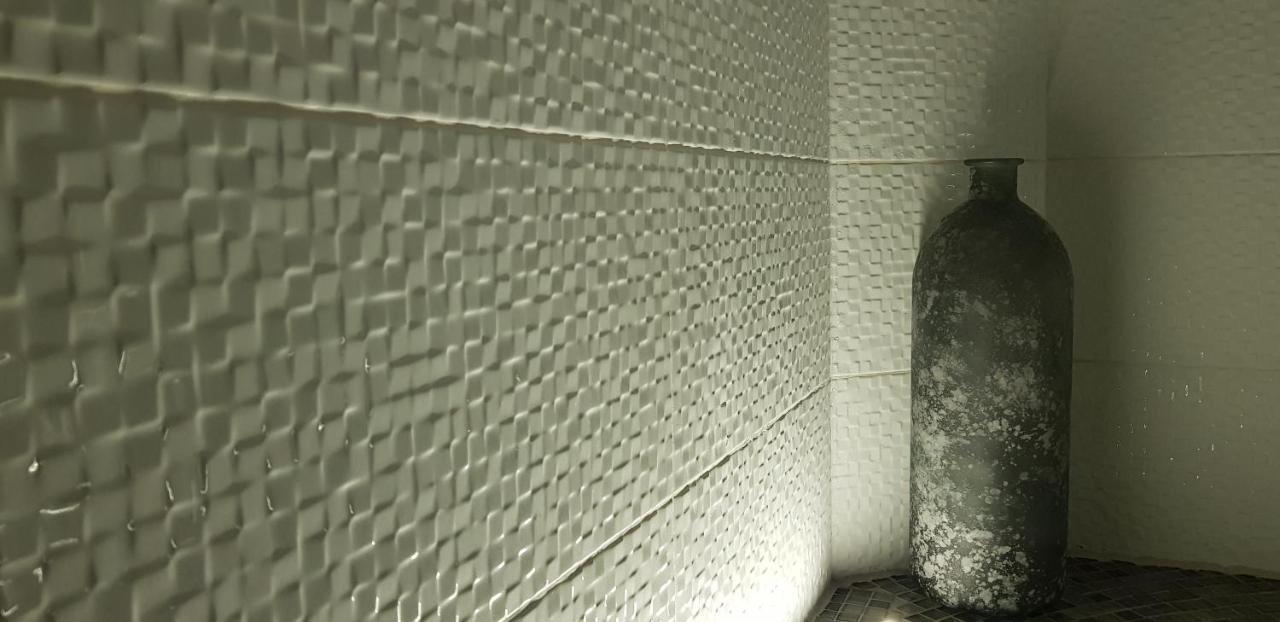 Apartment Plaza ----Wallbox 11Kw 16A ----- Private Spa- Jacuzzi, Infrared Sauna, Luxury Massage Chair, Parking, Entry With Pin 0 - 24H, Free Cancellation 24 Hours Before Check In Slavonski Brod Zewnętrze zdjęcie